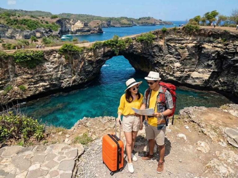 Broken Beach day trip with Nusa Penida tour and transport