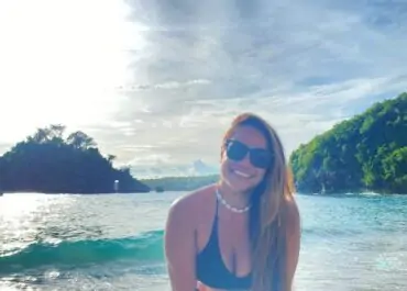 Crystal-Bay-Beach-Nusa-Penida-Transport-Bali-Tour-Agency- (2)