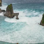 Destinasi-Wisata-Atuh-Beach-Nusa-Penida-Transport-Bali-Indonesia-Tour-Agency-1