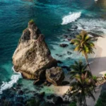 Destinasi-Wisata-Diamond-Beach-Nusa-Penida-Transport-Bali-Indonesia-Tour-Agency-1