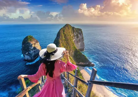 Kelingking Beach: Surga Tersembunyi di Nusa Penida