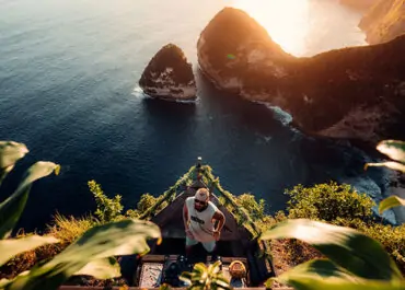 Destinasi-Wisata-Paluang-Cliff-Nusa-Penida-Transport-Bali-Tour-Agency-3