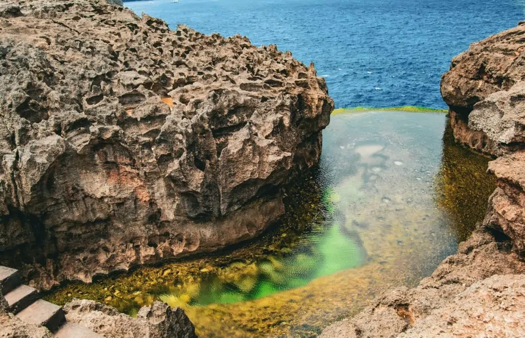 Daftar Pantai Terbaik di Nusa Penida Yang Paling Banyak Dikunjungi Wisatawan 4 angels billabong nusa penida bali indonesia